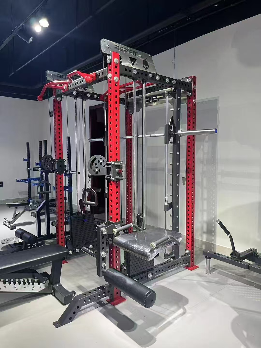 Multi functional fitness equipment gantry